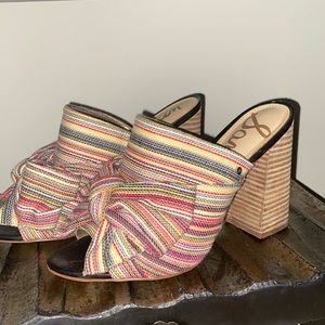 SE Slides Mutli Color W/Bow Accent and Wood Heel